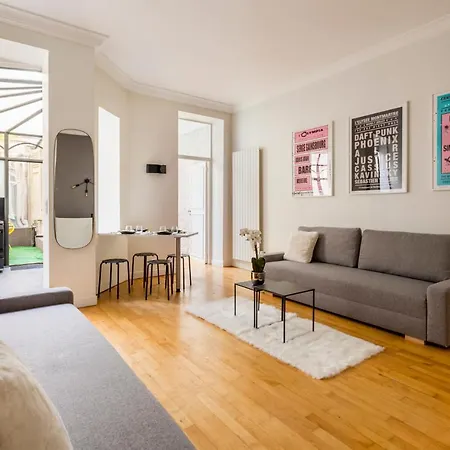 Sleepoo - Fabulous 8 Apartment