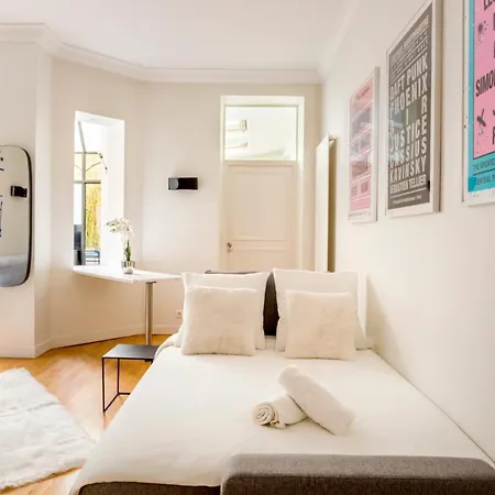 Sleepoo - Fabulous 8 Apartment