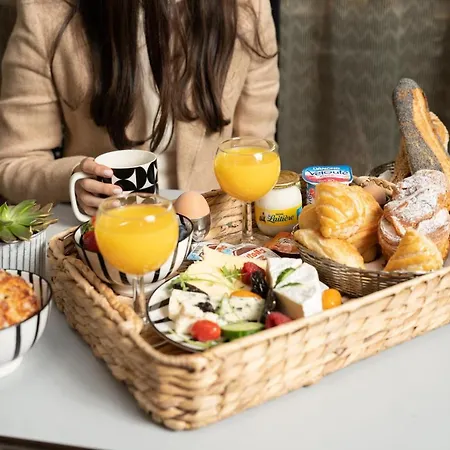 Du Mont Dore Batignolles Hotel Paris