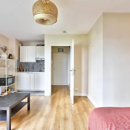 아파트 For 2 People In La Villette *