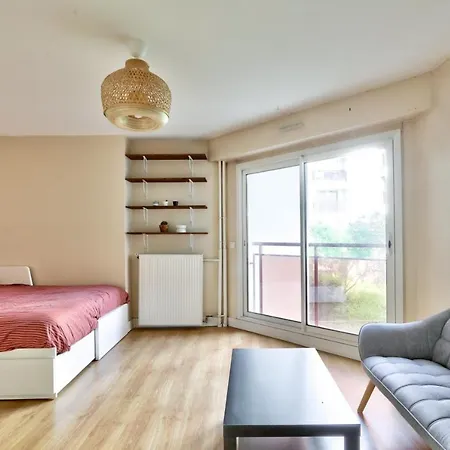 아파트 For 2 People In La Villette
