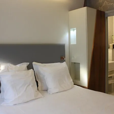 Le Malown 3* Parigi
