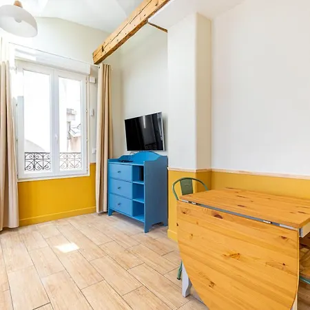 Lovely Saint-lazare Opera Apartment Paris