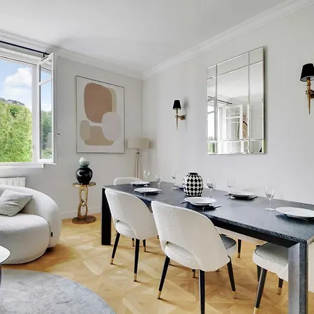 Luxury With Eiffel Tower View *