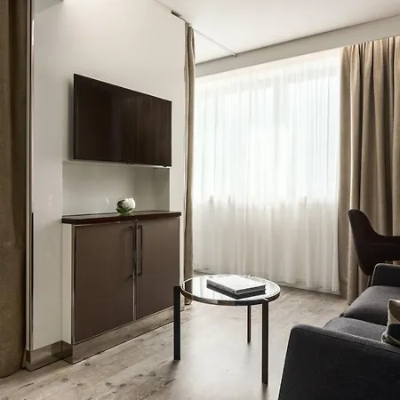 Ac Porte Maillot By Marriott 4* Paris