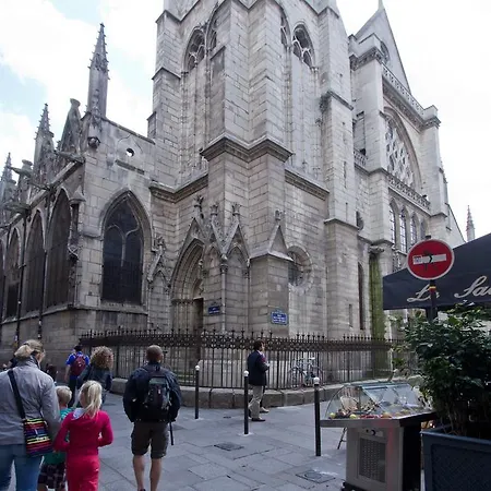Saint-severin Апартаменты *