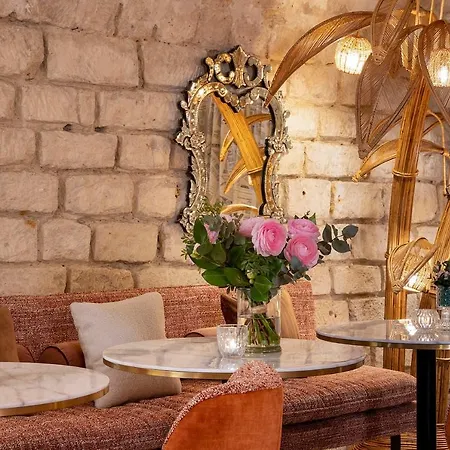 Hotel Des Marronniers 3*