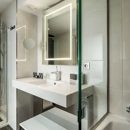 Ac Porte Maillot By Marriott Otel Paris