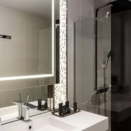 Ac Porte Maillot By Marriott Paris