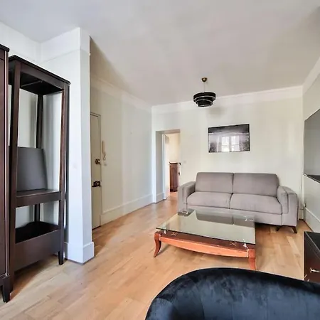 12.appartement 4pers#sevres-lecourbe#necker アパート