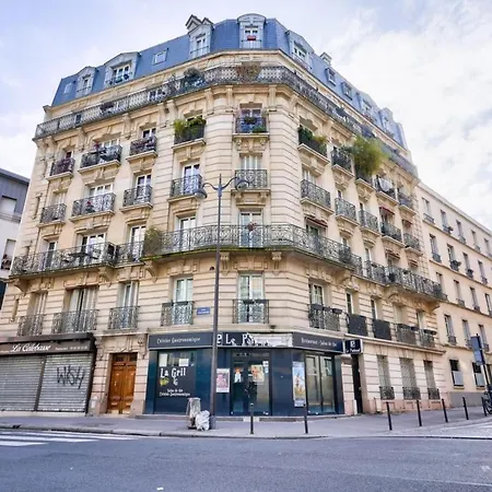Apartment For 2 People - 18 Paris