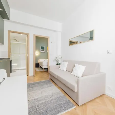 Apartament Moderne 1br-4p - Guy Moquet Paryż