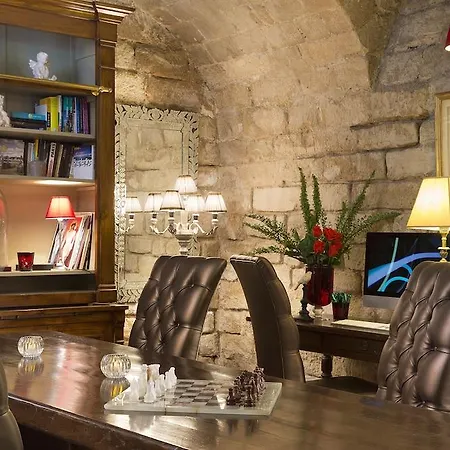 Hotel Des Marronniers 3*