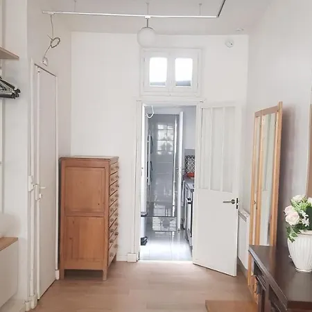 Charming Loft - Tour Eiffel/ Rue Cler Apart Otel