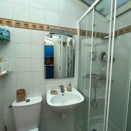 Full Equiped House With Garden Holiday home Paris