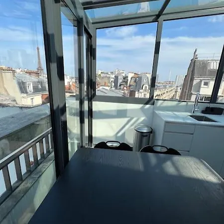 Luxury Penthouse - Eiffel Tower