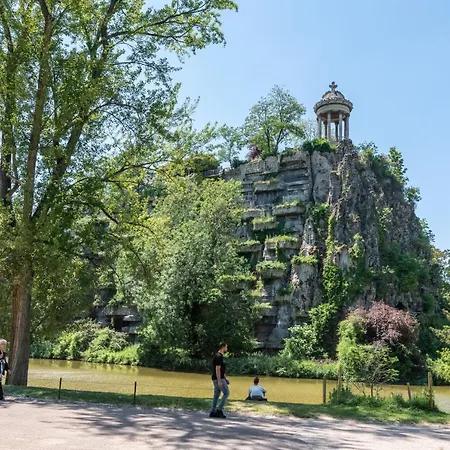 Nets - Buttes Chaumont C Paryż
