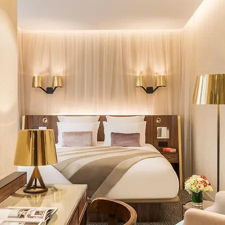 Hotel Maison Albar Le Pont-neuf 5*