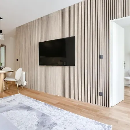 L'elegance A La Parisienne Apartamento *