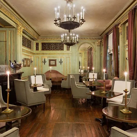 Hotel Le Dokhan's Arc De Triomphe, A Tribute Portfolio