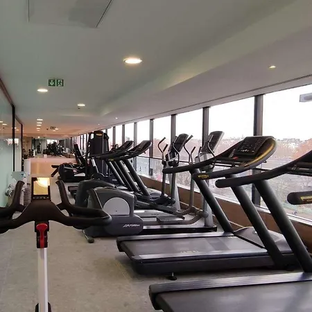 Hotel Novotel Centre Tour Eiffel 4*