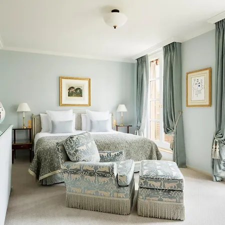 Hotel Le Bristol - An Oetker Collection