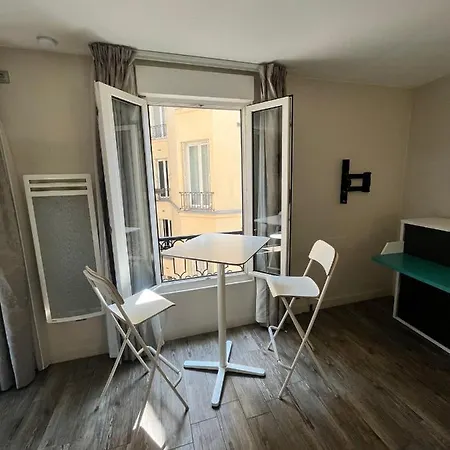 Studio & Tour Eiffel & Champ Mars Appartement Paris