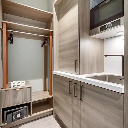 Mode Aparthotel 4*