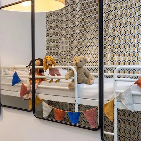 Le Regent Montmartre By Hiphophostels Albergue *