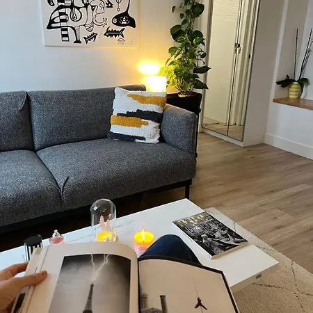 5 Stars 2-br In Center , Air Conditioner , Elevator Paris