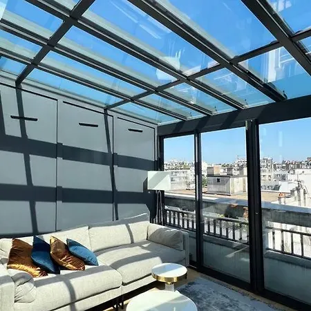 Luxury Penthouse - Eiffel Tower Apartment *