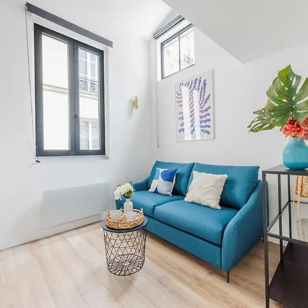 Apartment Charming With Mezzanine