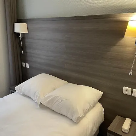 Hipotel Lilas Gambetta 3*