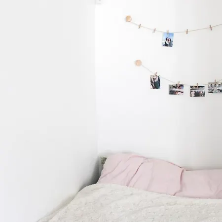 A Cosy Little Nest In The 5th Arrondissement *