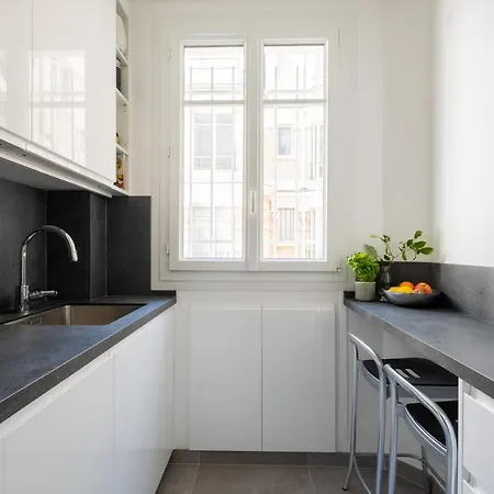 Apartment Veeve - Illuminating Light *