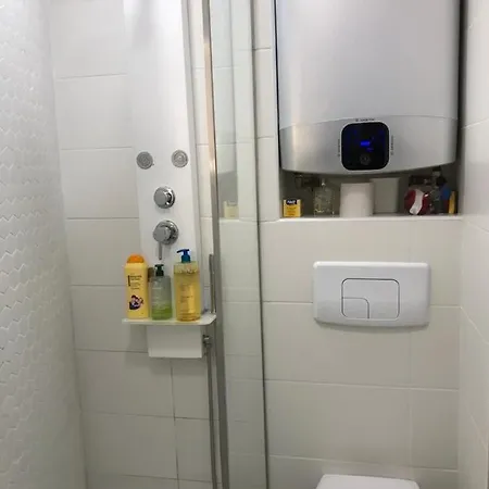 Design Et Lumineux A 3 Min Du Metro Jaures Apartment Paris