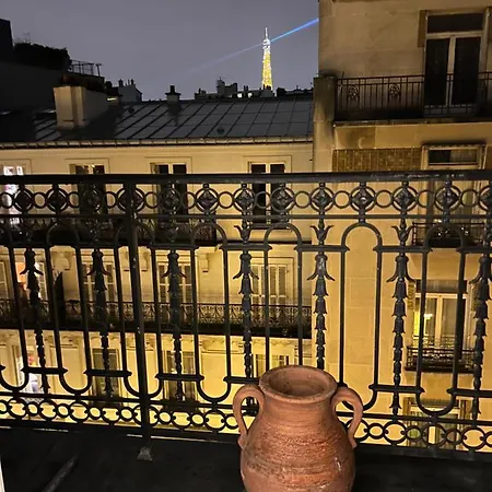 Luxe, Vue Tour Eiffel Ac 5 Ou 6 P * Paris