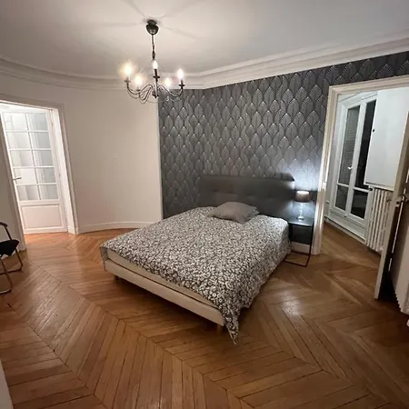 Luxe, Vue Tour Eiffel Ac 5 Ou 6 P