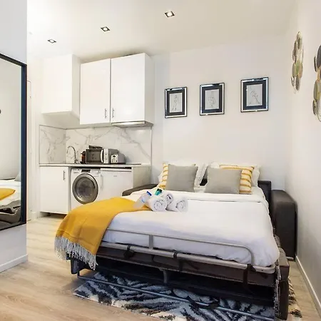 Bouquet Longchamp/iena Trocadero : Cosy Apartment