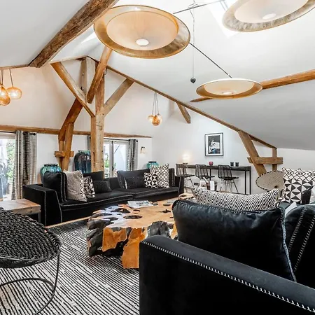 Holiday home Maison Labruyere - Serviced Mansion Saint Germain Paris