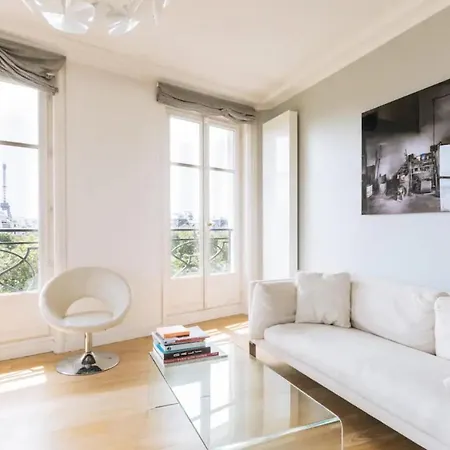 公寓 Central&spacious 2bd For 4 In Champs Elysees *