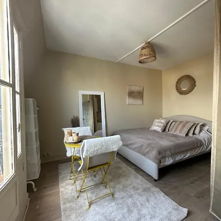 Studio Entierement Renove Place De La Bastille *