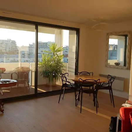 Quiet And Bright With Large Terrace *