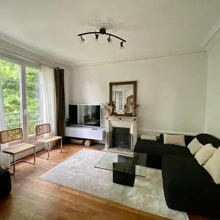 Apartment Elegant Parisien Paris