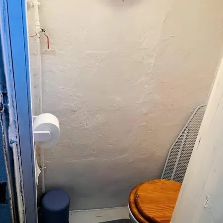 Cute Marais Private For 2 Apartment Paris