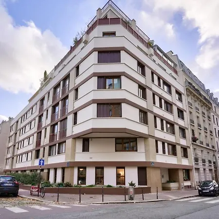 Adorable Studio In The Heart Of * Paris
