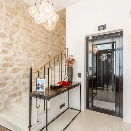 Maison Labruyere - Serviced Mansion Saint Germain * Paris