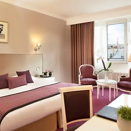 Pley Hotel 4*