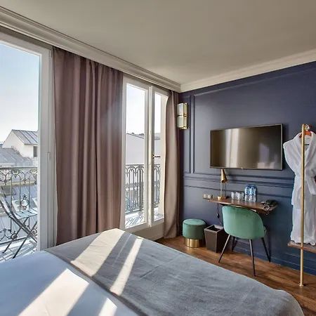 Bervic Montmartre Отель Париж