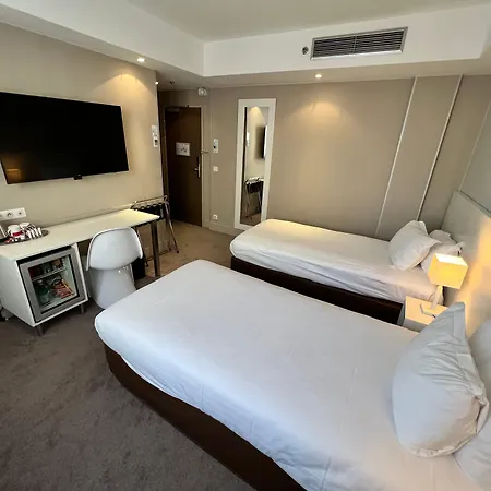 Paris-auteuil By Ihg